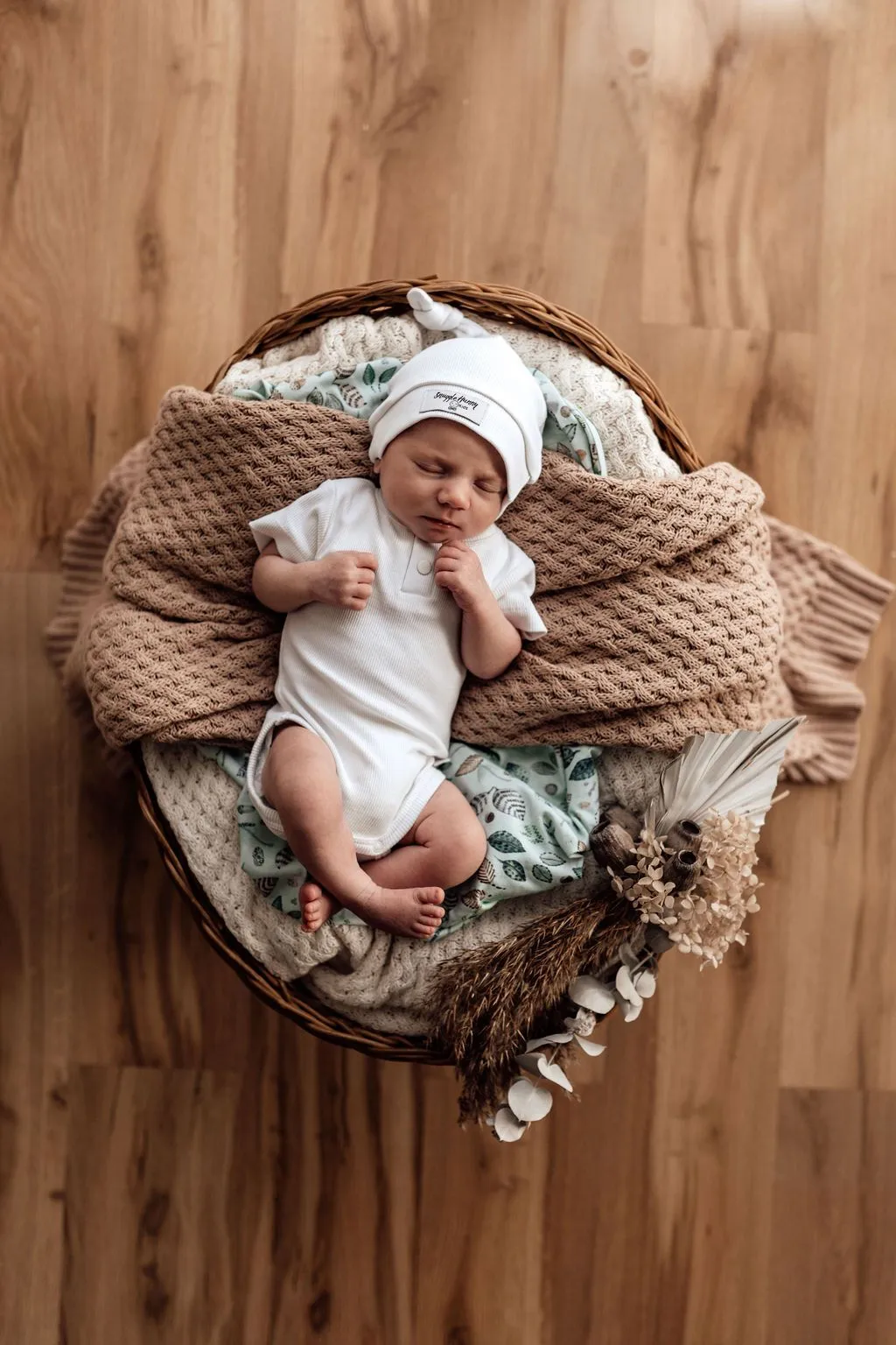 Snuggle Hunny Kids | Milk Ribbed Knotted Beanie